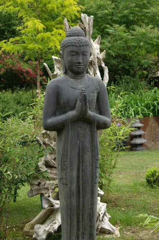 buddhas-garden-1