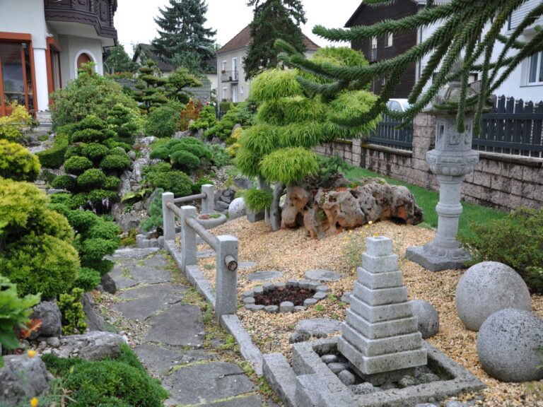 Bonsai Penjing Garten